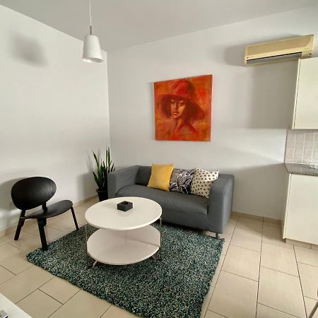Cosy One Bedroom Apartment In Pafos Εξωτερικό φωτογραφία